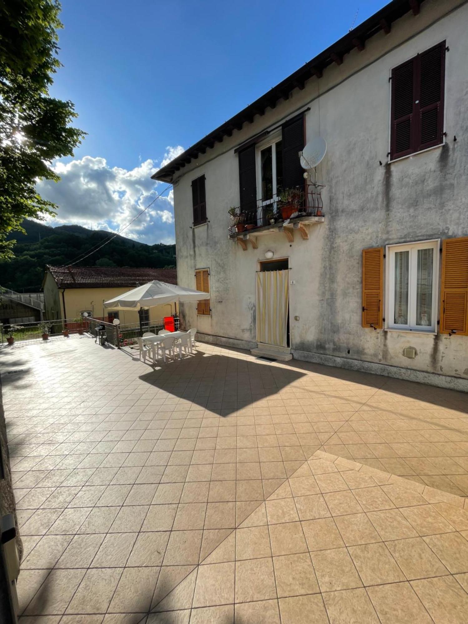 Casa Baldassini Aulla Exteriör bild